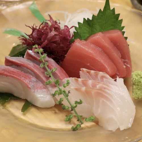 【当店オススメ♪】おまかせ刺身3点盛り