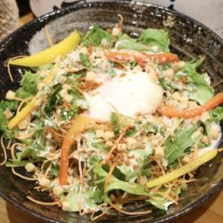 温玉シーザーサラダ