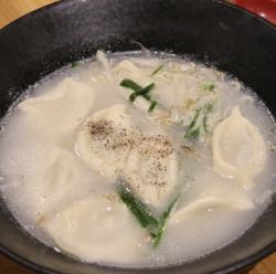 炊き餃子 地鶏塩or濃厚とんこつ