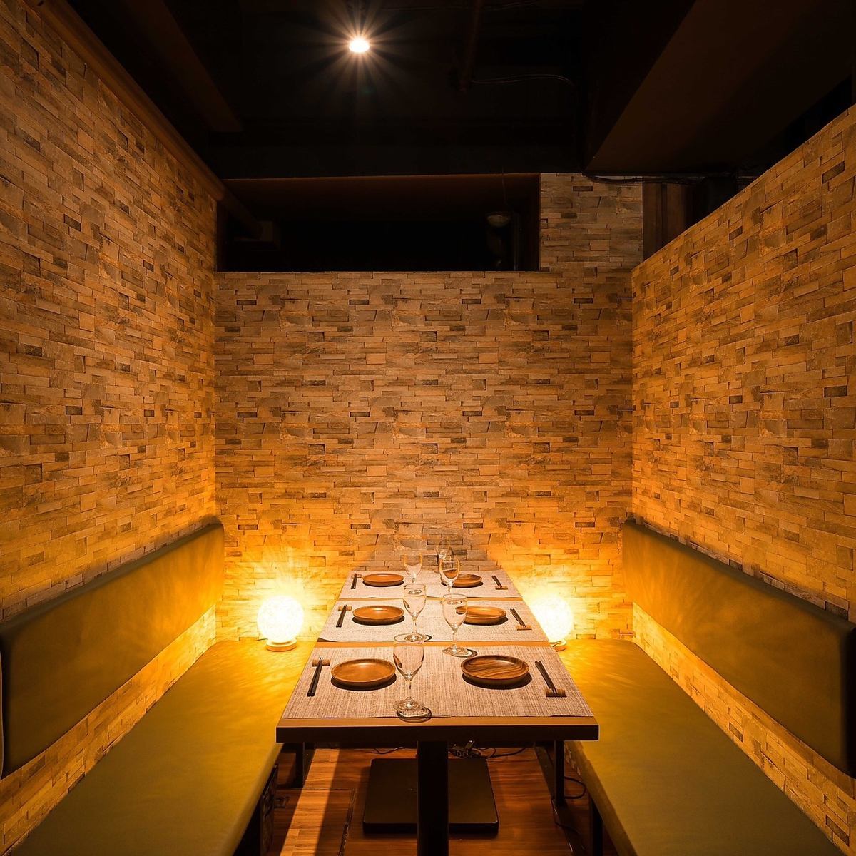 三宮で食べ飲み放題なら絶対肉衛門!2名様個室が大人気♪