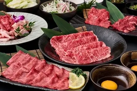 スギモト焼肉コース 名物の焼きすきに加え王道メニューを堪能!6000円120分飲放あり
