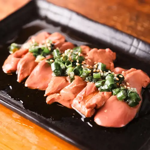 おおいた冠地鶏の合法レバ刺