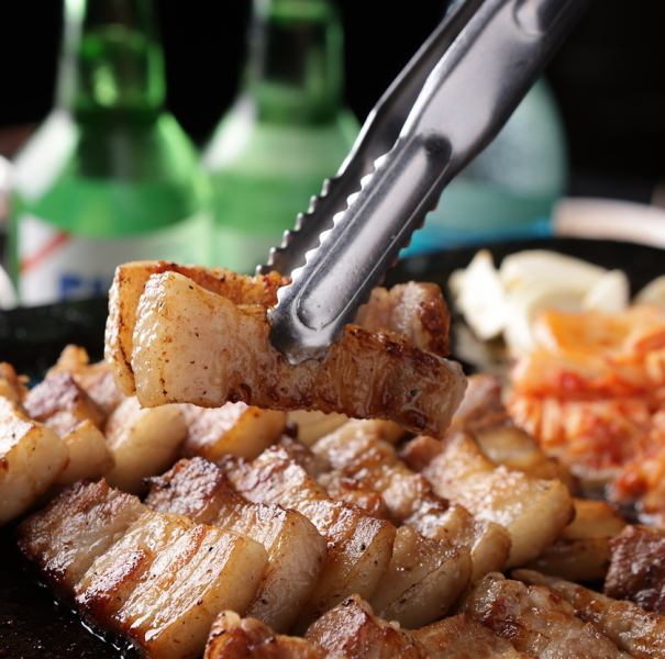 【国産豚肉を使用】生サムギョプサル　1人前