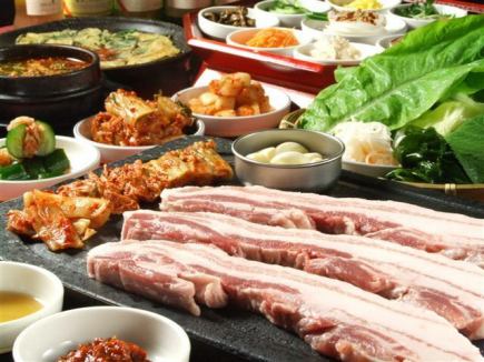 宴会シーズンの今だけ限定！5000円ぴったり★2H飲み放題＋全5品『あぷろ宴会コース』