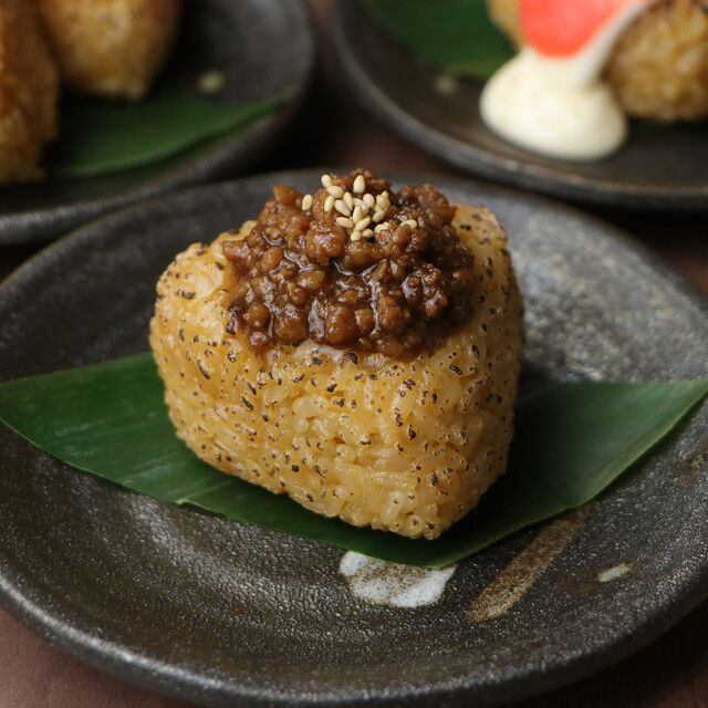 鶏味噌焼きおにぎり(一個)