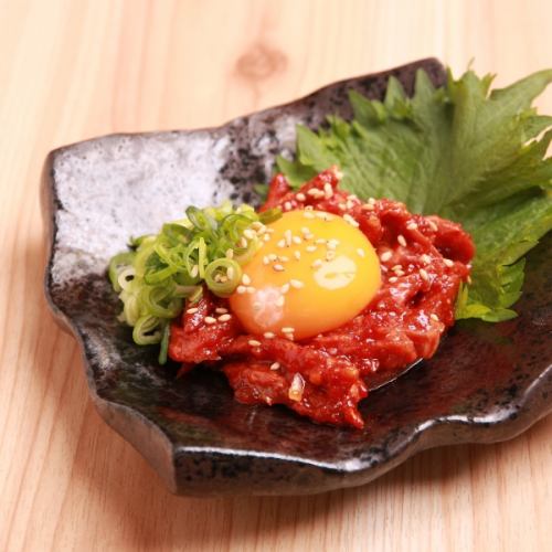 韓国風牛ハラミユッケ