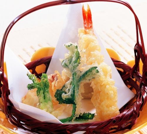 Assorted crispy tempura