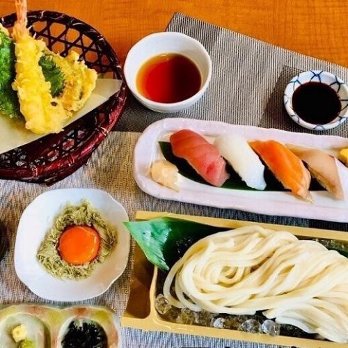 Taketori Udon Set for a Hazy Moonlit Night