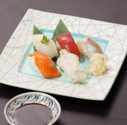 5 pieces of Hokkaido nigiri