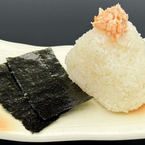 おにぎり（梅・鮭）