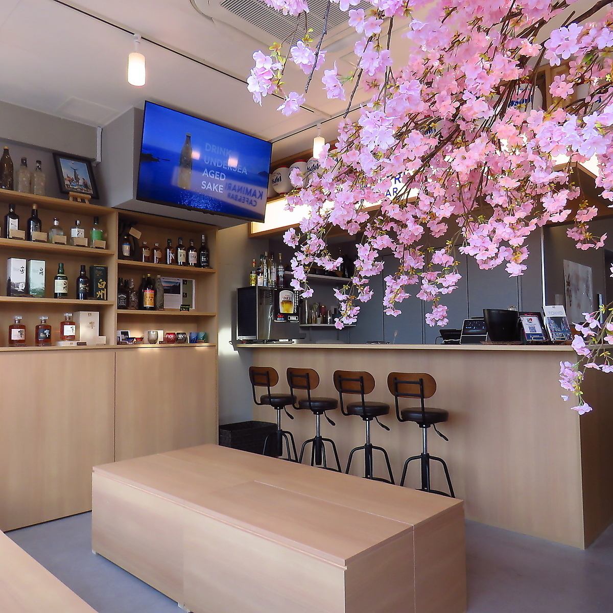 This shop is available for private use! Please feel free to come!