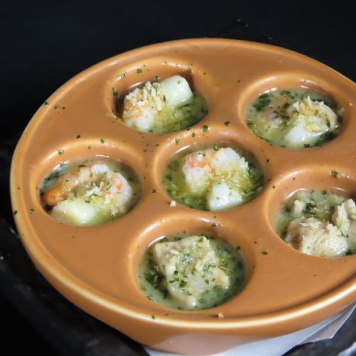 Prosciutto Cream Cheese/Magurotei Bourguignon Butter