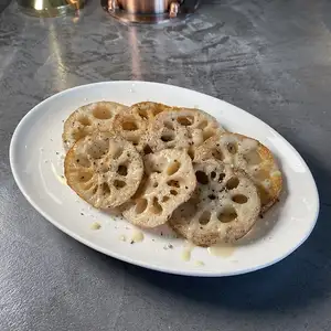 焼き蓮根のバーニャカウダ