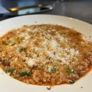 牛肉と小松菜のトマトリゾット