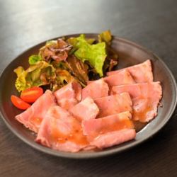 〈店長おすすめ〉「極」ローストビーフ