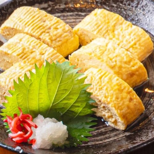 迫力満点！特大サイズのだし巻き玉子