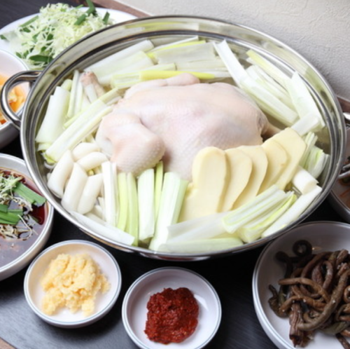 こだわりの黄金スープ！本場韓国の味を再現