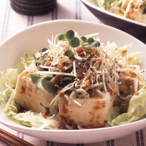 豆腐和Ja子芝麻沙拉
