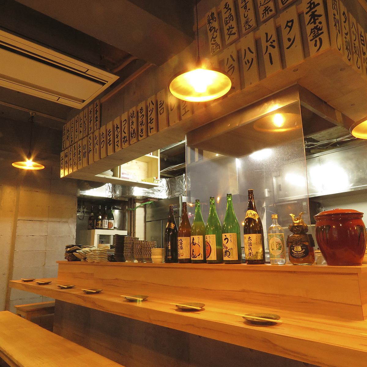Opened in November! Great location, just a 5-minute walk from Shinjuku Station! Counter seats popular with couples