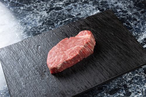 Premium beef fillet (with sauce, salt, or rock salt)