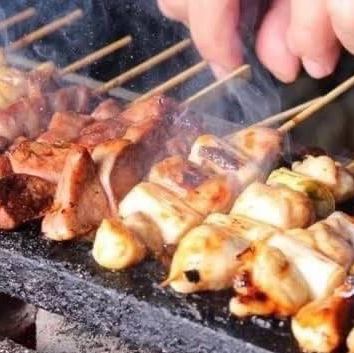 【無限量暢飲、無限量暢吃】超值優惠◎約70種食物、約100種飲品！