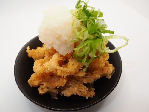 鶏皮揚げ