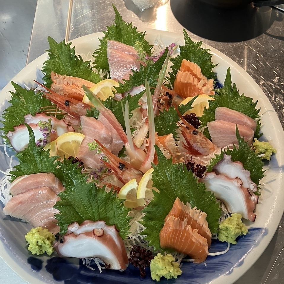【喫煙室完備】旨い海鮮や和食を堪能できる和食居酒屋