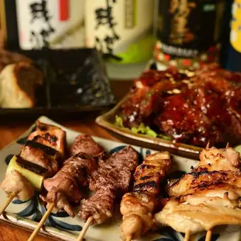 【当日14時まで予約OK】自慢の串焼きや揚げ物など全8品！2時間飲み放題付4000円(税込)コース♪