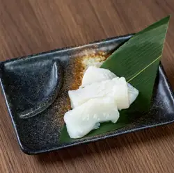 魷魚(4個)