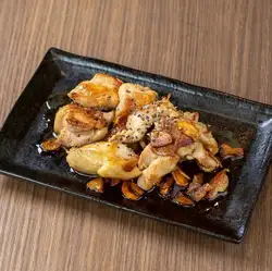 蒜蓉奶油醬油雞腿