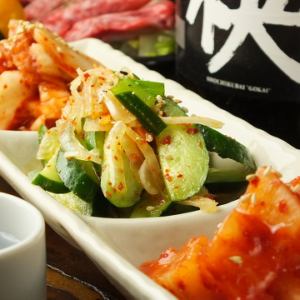 キムチ盛り合わせ