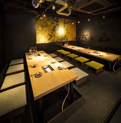 [Also available for group banquets] We have tatami seating that can accommodate 15 to 22 people.Perfect for company welcome and farewell parties, New Year's parties, as well as alumni parties and launches♪ (Shinsaibashi/Namba/Yakitori/Yakitori/Private room/Hot pot/All you can drink/Sake/Yakiniku/New Year's parties/Groups)