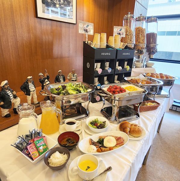 朝食ビュッフェ　～横浜の老舗、尾島商店のオジマブレッドやシリアル、新鮮サラダが食べ放題～