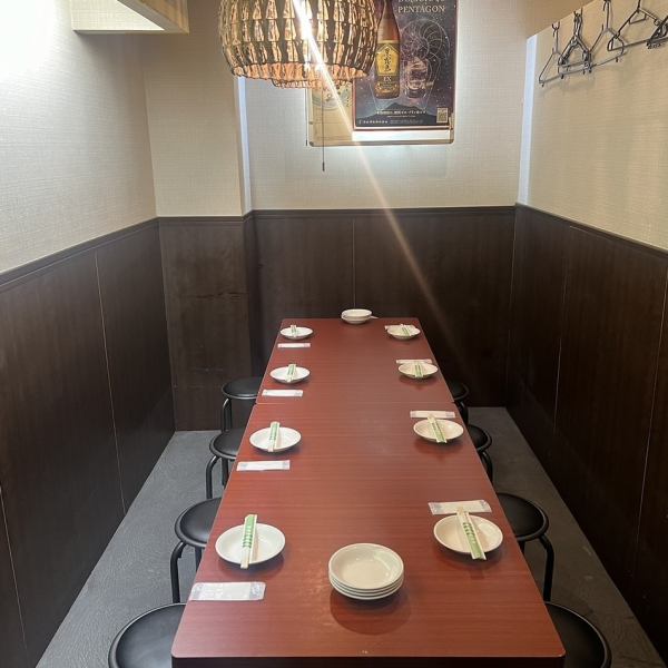 [Private room] Up to 10 people can be accommodated.You can enjoy your meal in a private space without worrying about the people around you.Due to the popularity of the seats, we recommend you make your reservation early.