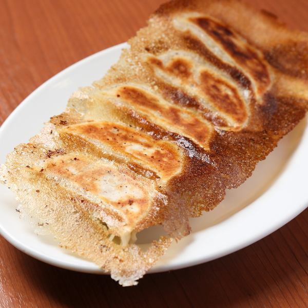 肉汁が溢れて止まらない【焼き餃子 】