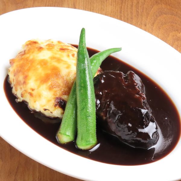 Braised beef stew with red wine