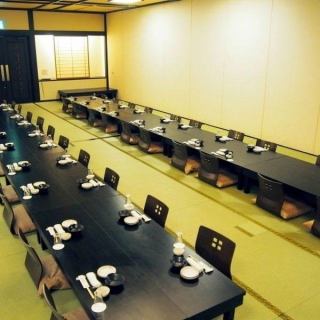 【お座敷個室:20名×4部屋】大部屋で集まって中規模宴会！開放感抜群の大部屋は最大20名様までご利用可能です。温泉付の宴会は万葉倶楽部ならでは。歓迎会・送別会など各種ご宴会にぜひ。華やかな松花堂弁当を楽しむ昼宴会もおすすめです。