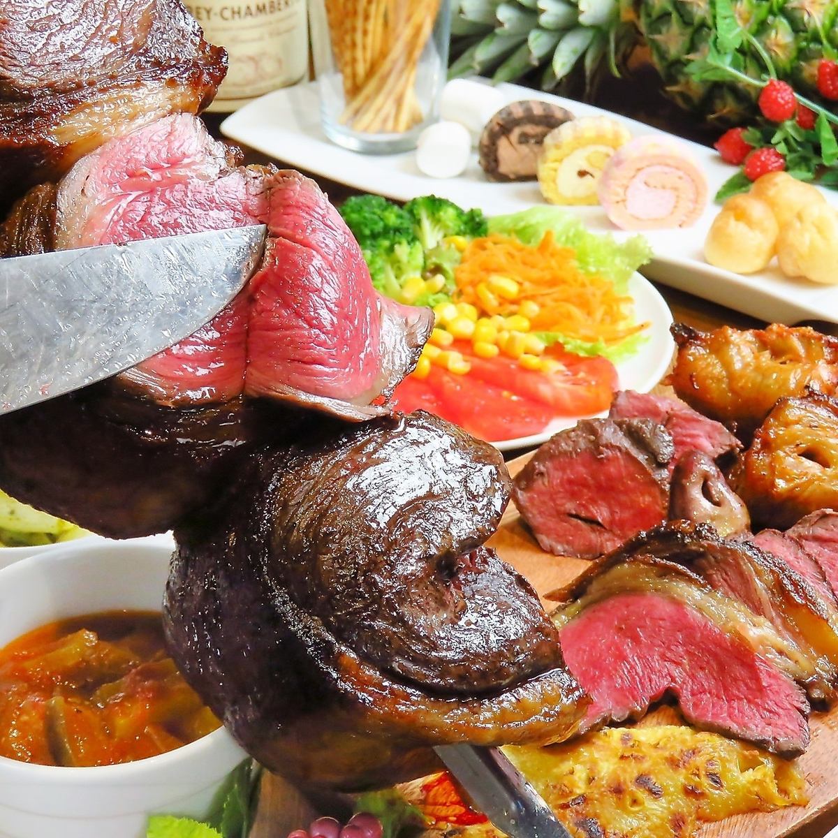 Open all day on Saturdays, Sundays, and holidays! Enjoy lunch with delicious churrasco♪