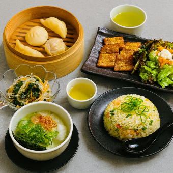 ◆美養ヤムチャコース◆選べるお茶付き お1人様2,700円！！身体に優しいお料理のコース◎