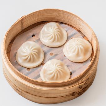蒸し小籠包（６個）
