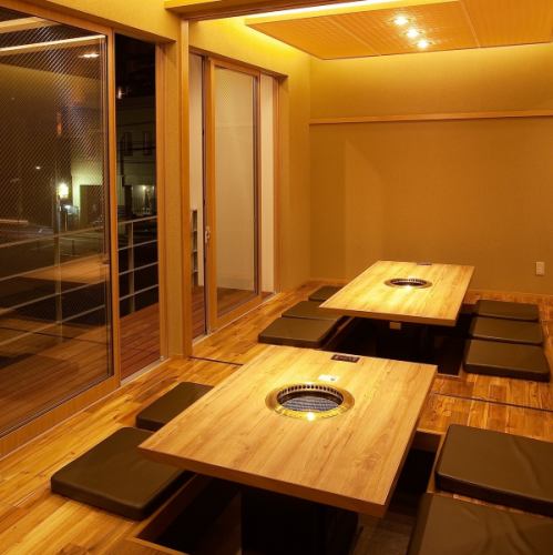 Provide an open space such as digging tatami room, table seat ♪