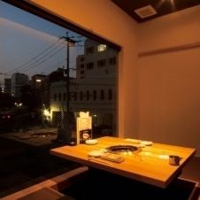 Completely single room with night view from big window