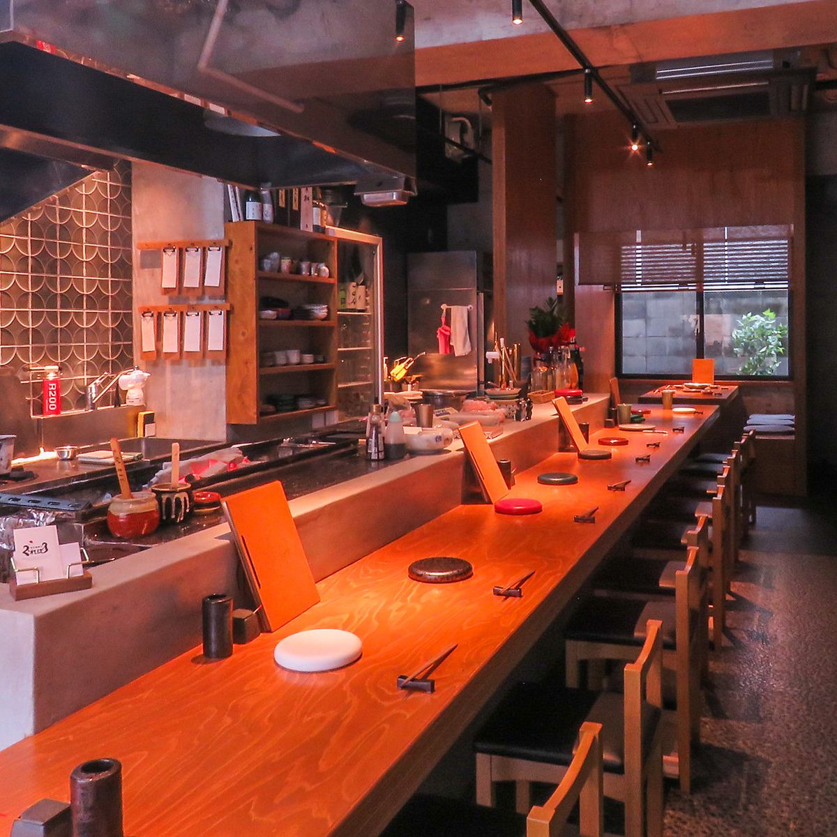 雰囲気抜群の店内は大事な接待やデートに最適◎