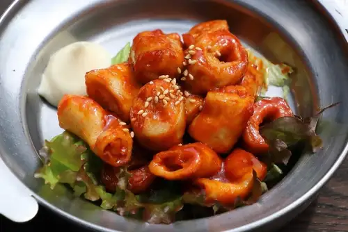 シロコロホルモン(国産豚のホルモン焼き)