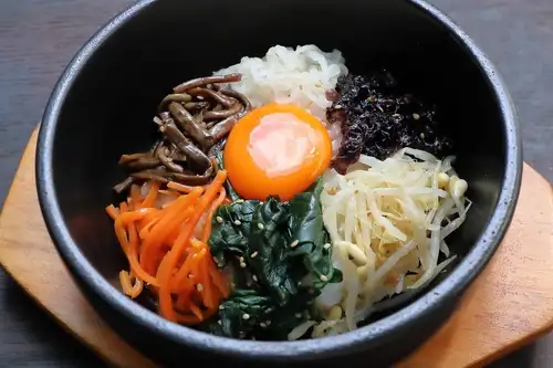 石焼きビビンパ