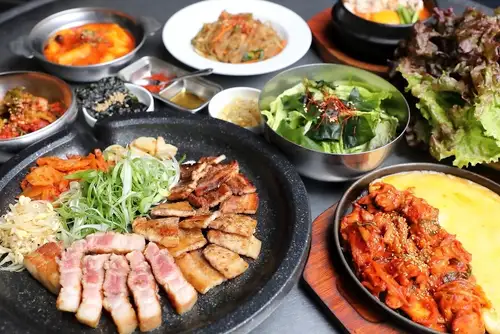 多彩な韓国料理にこだわり