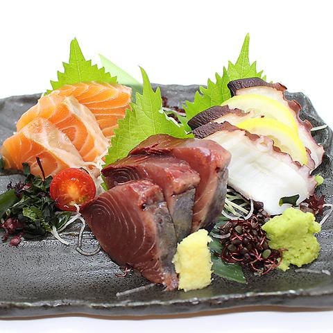 手羽先やお肉だけじゃなく、鮮度にこだわった海鮮もおススメ★