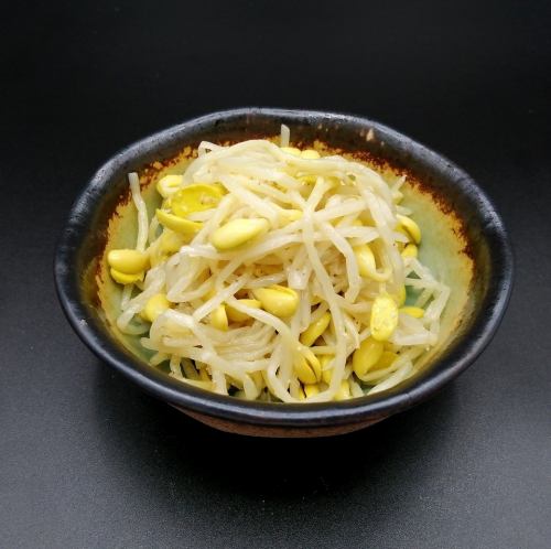 Bean sprouts namul