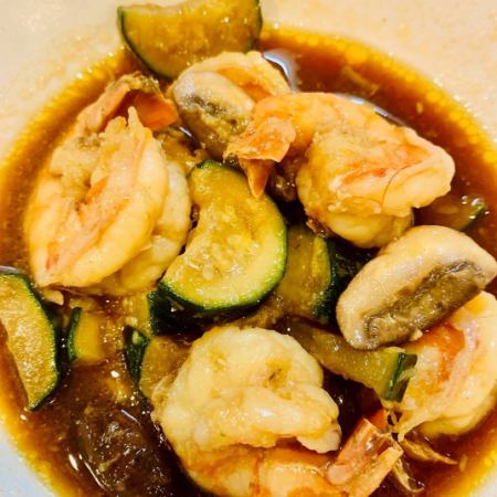 Shrimp and zucchini