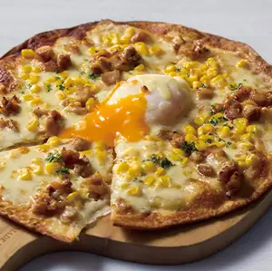 照り焼きチキンとコーン、半熟卵